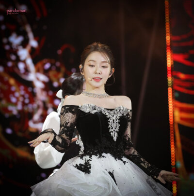 裴珠泫 Irene
©Logo侵删.