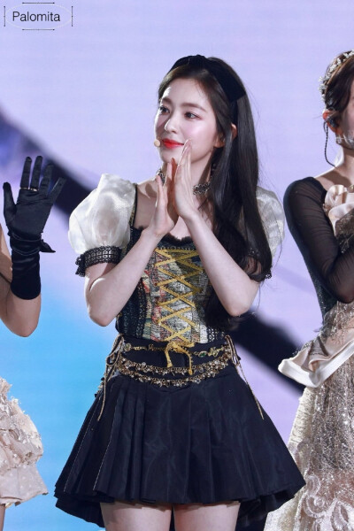 裴珠泫 Irene
©Logo侵删.