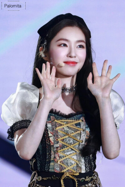 裴珠泫 Irene
©Logo侵删.