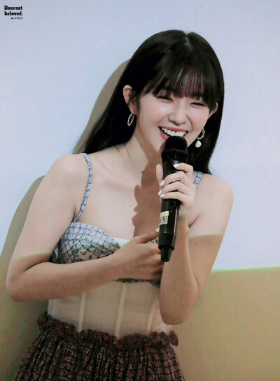 裴珠泫 Irene
©Logo侵删.