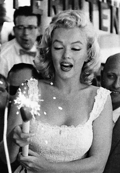 Marilyn Monroe at the opening of the Time-Life building, New York, 1957 ​