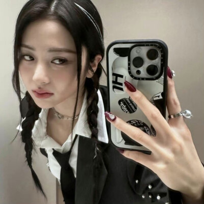 许允真套图可二改
注明别春里