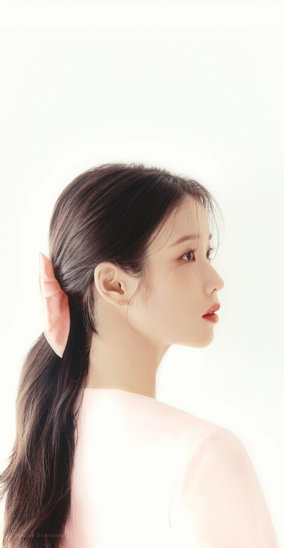 IU 壁纸