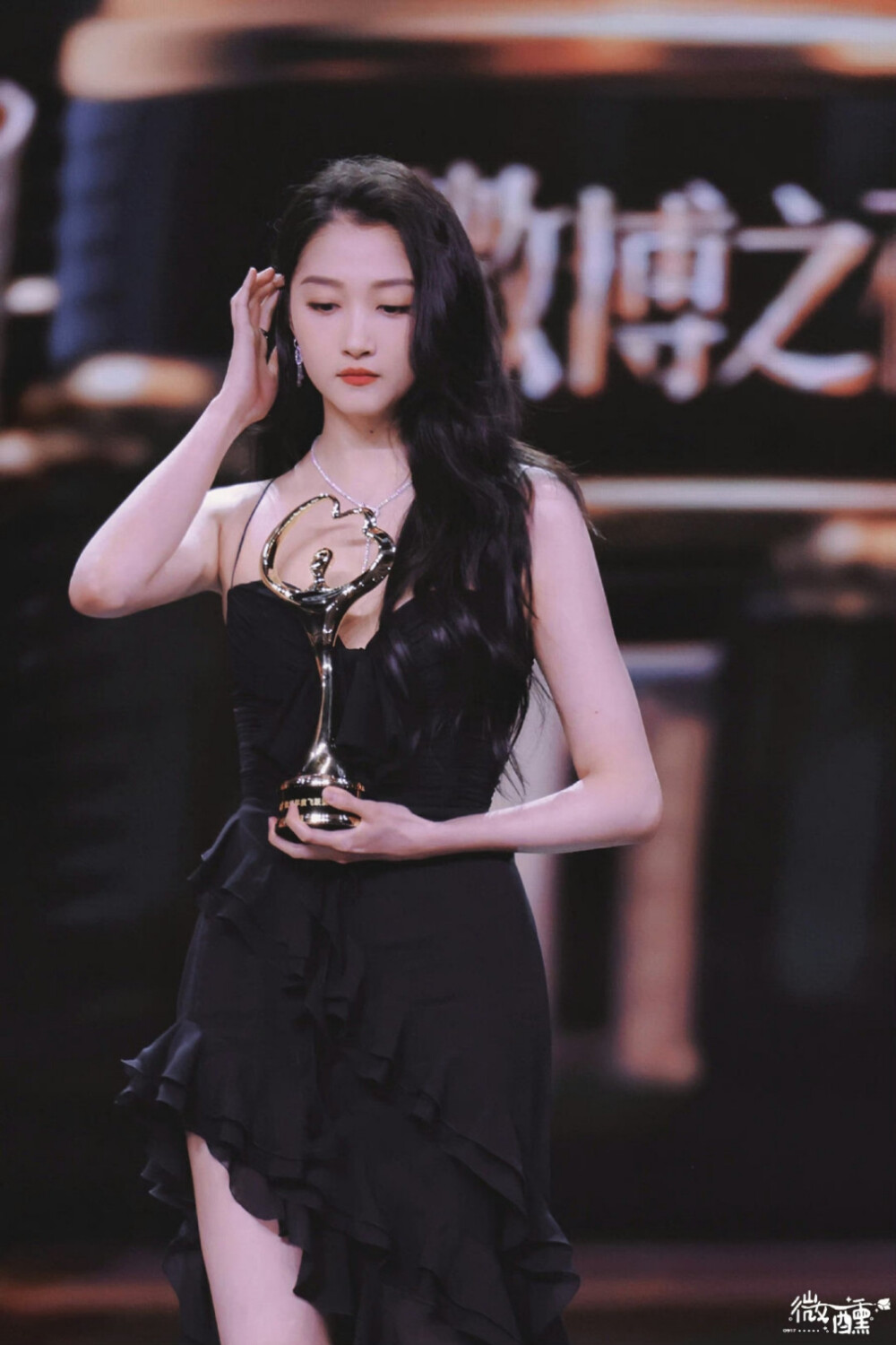 关晓彤
©Logo侵删.