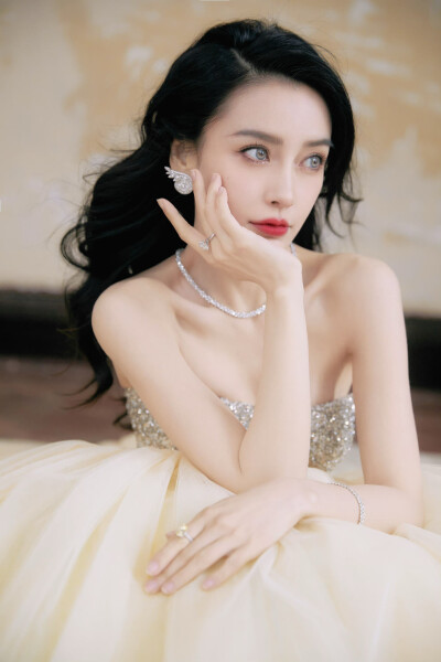 Angelababy 