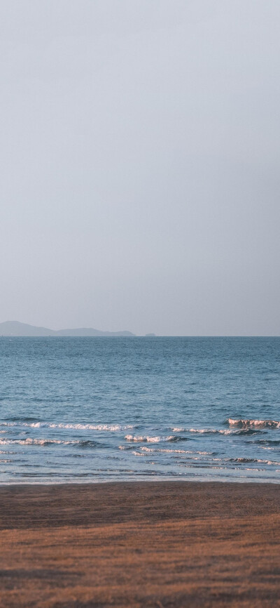 简单干净码头大海风景