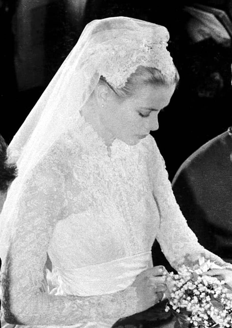 Grace Kelly at Monaco Cathedral for her wedding to Prince Rainier III of Monaco 1956. ​​