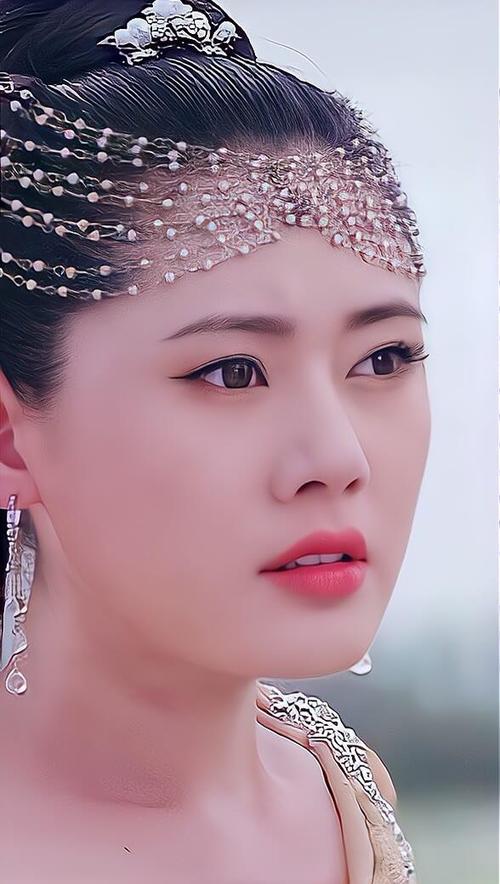 秋瓷炫 饰 石观音 琳琅
《楚留香传奇》