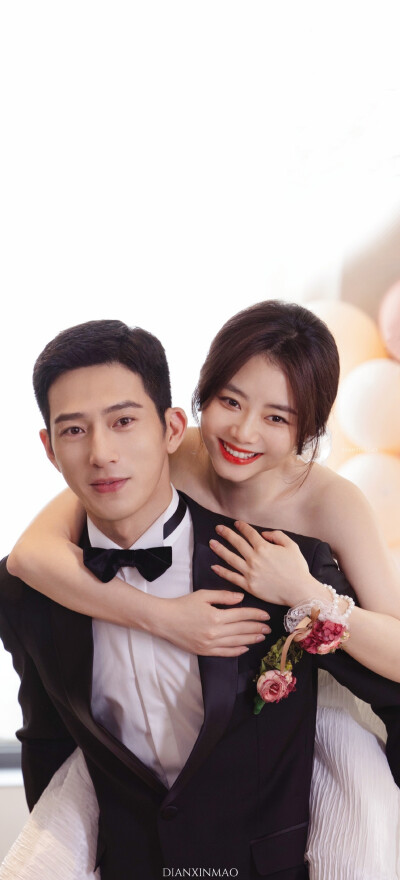 归路 | 晨晓夫妇 路晨x归晓
井柏然 x 谭松韵