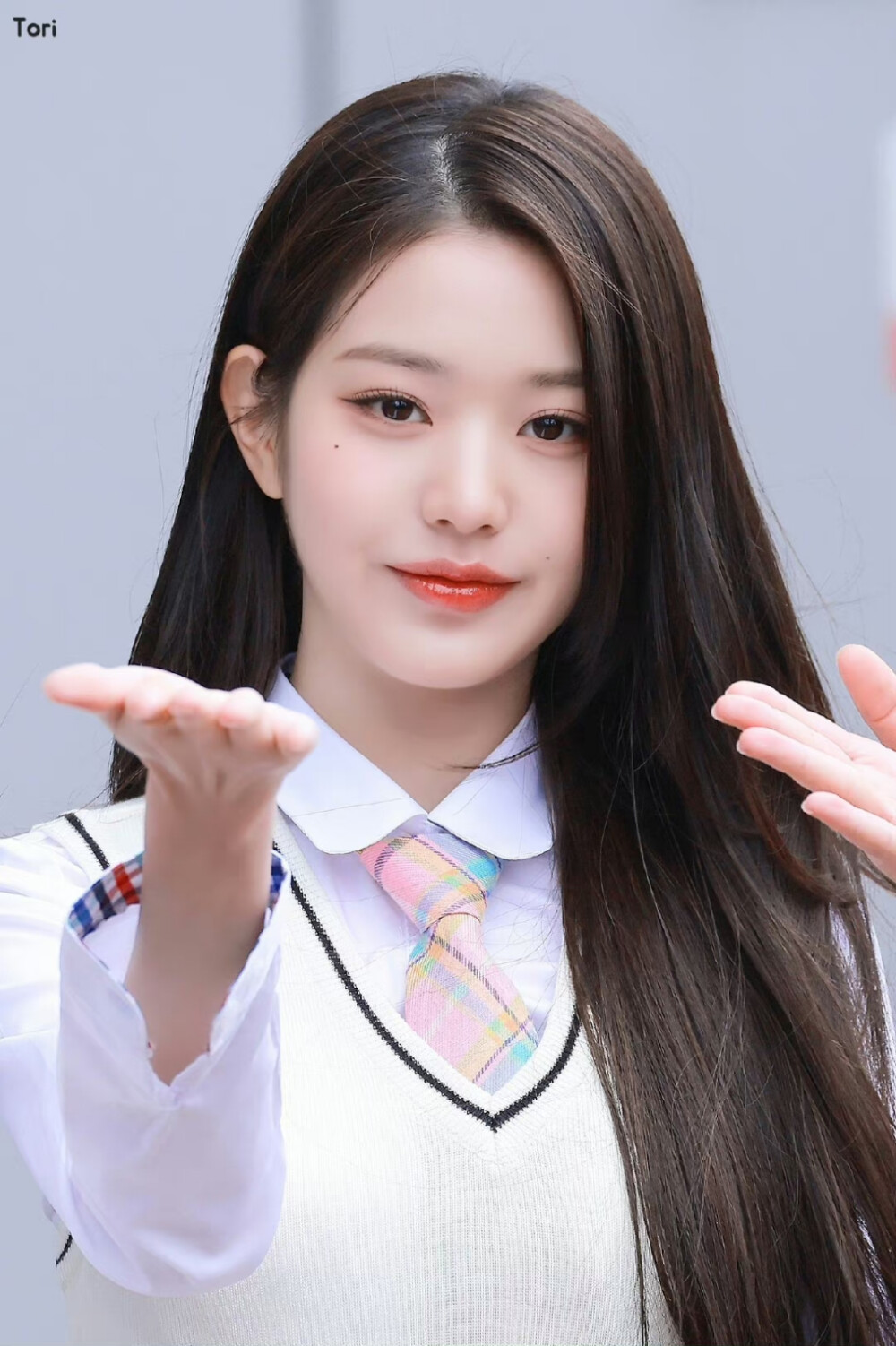 张员瑛 wonyoung
©Logo侵删.