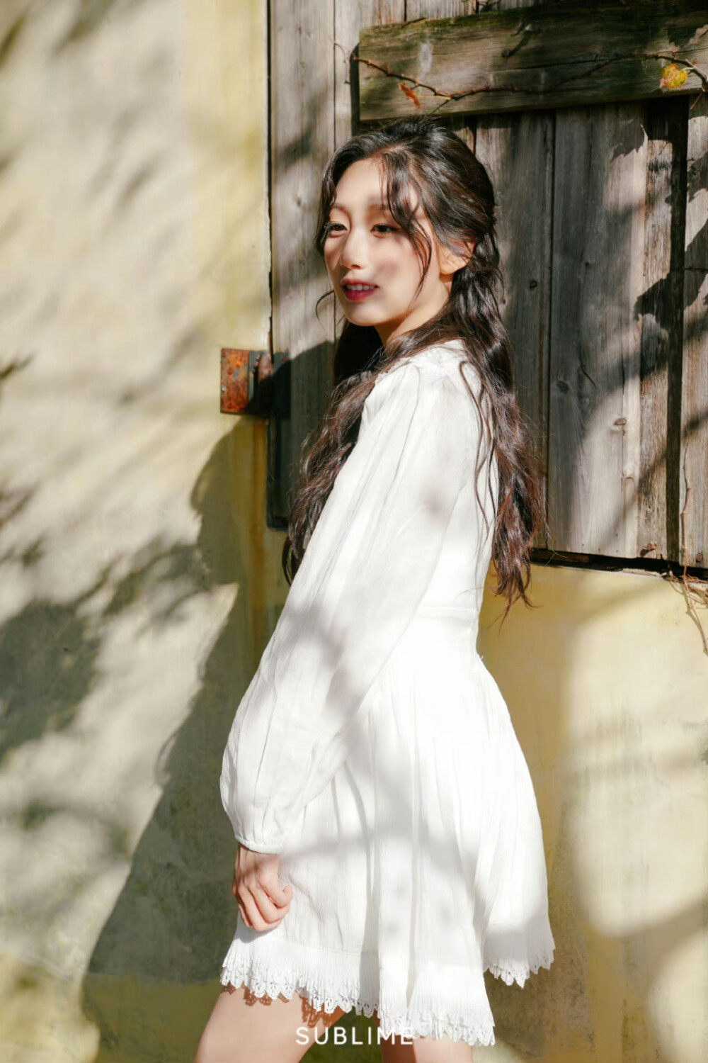 郑叡仁
©Logo侵删.