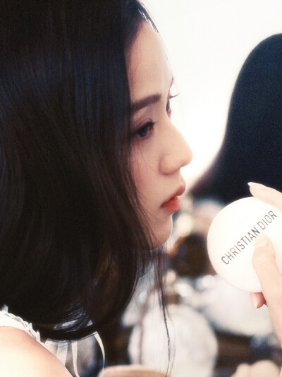 Jisoo金智秀
solo
flower