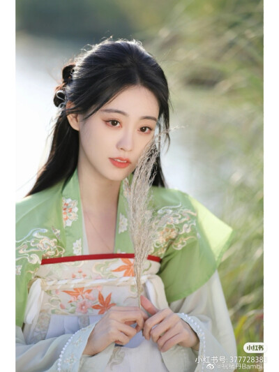 美人