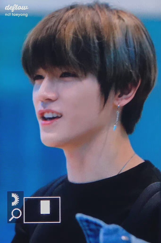 李泰容