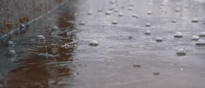 空镜素材橙光  雨  水  云