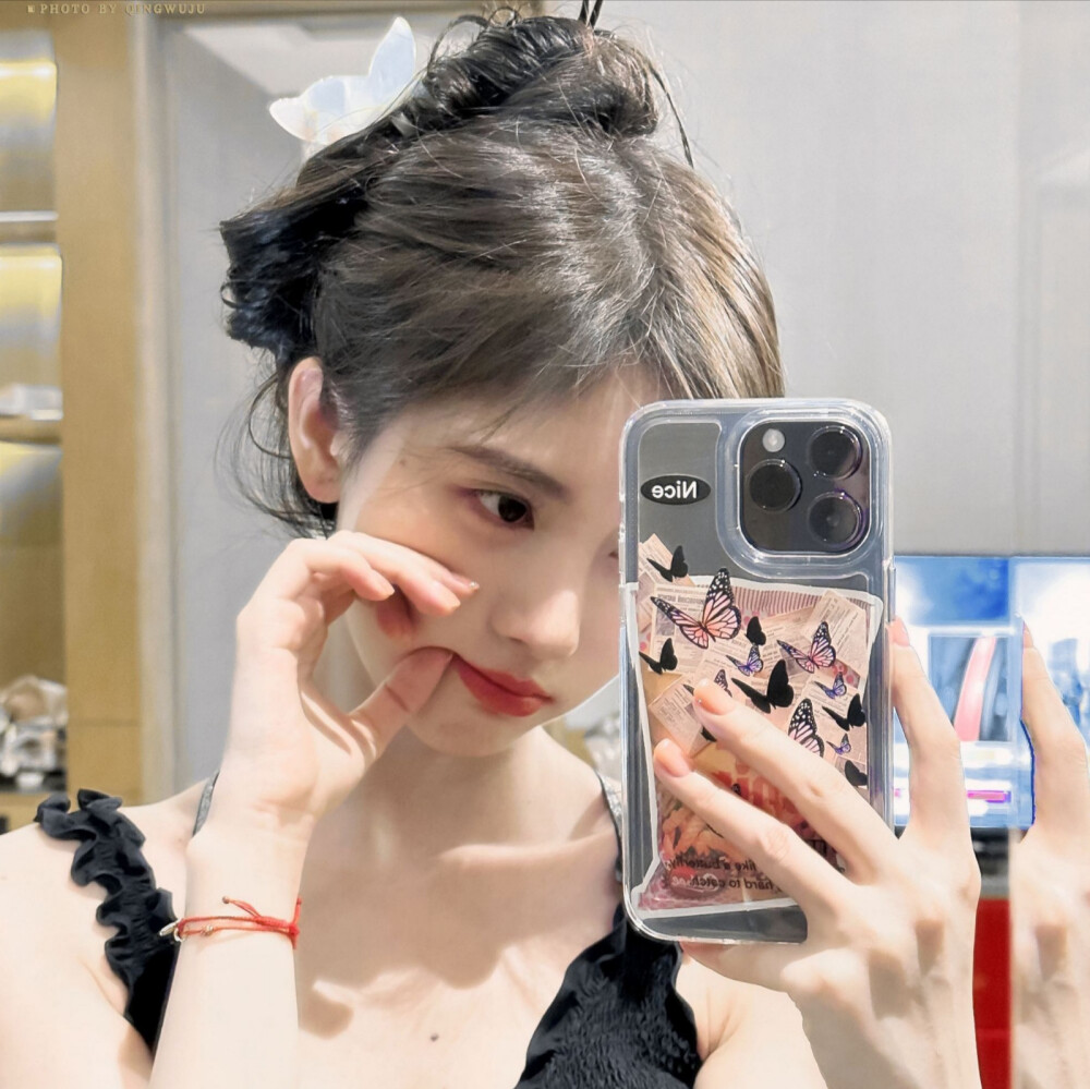 鞠婧祎▪
cr.青雾橘