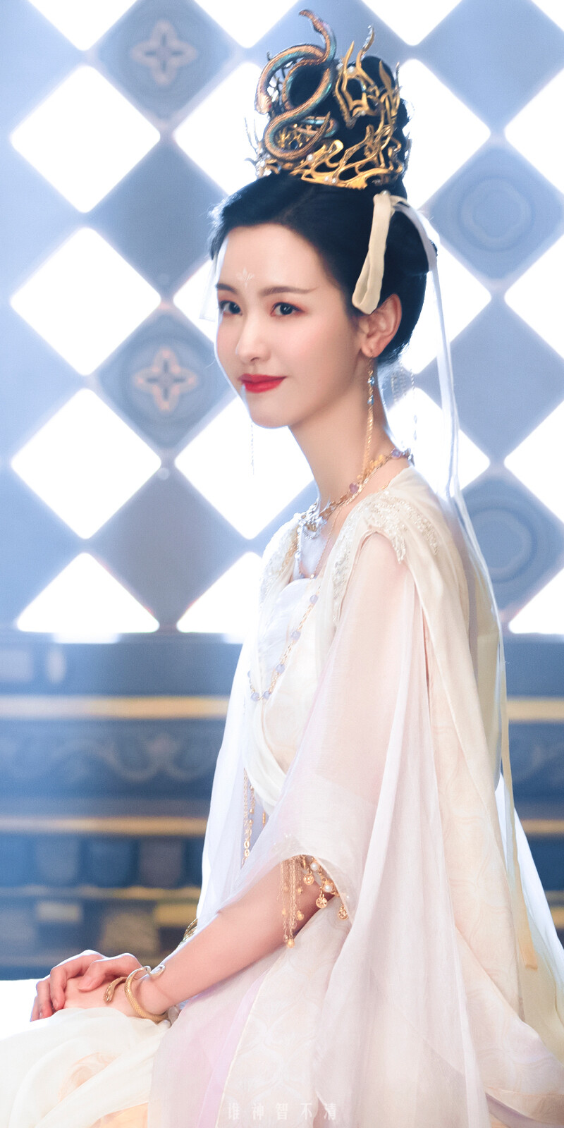 陈都灵 | 天欢 cr:谁神智不清 - 堆糖，美图壁纸兴趣社区