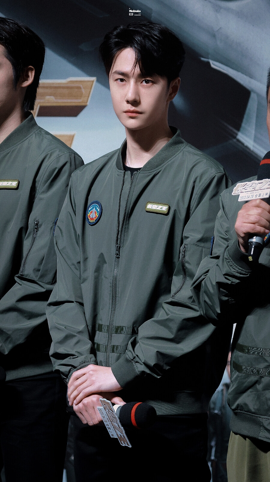 230423 电影《长空之王》首映礼
☁我的长空之王☁
@UNIQ-王一博 cr:logo