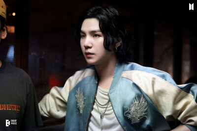 闵玧其
230423 Weverse
Agust D ‘解禁’ MV & Jacket Shoot Photo Sketch