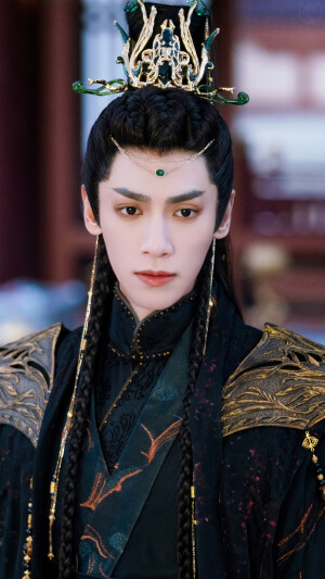 长月烬明