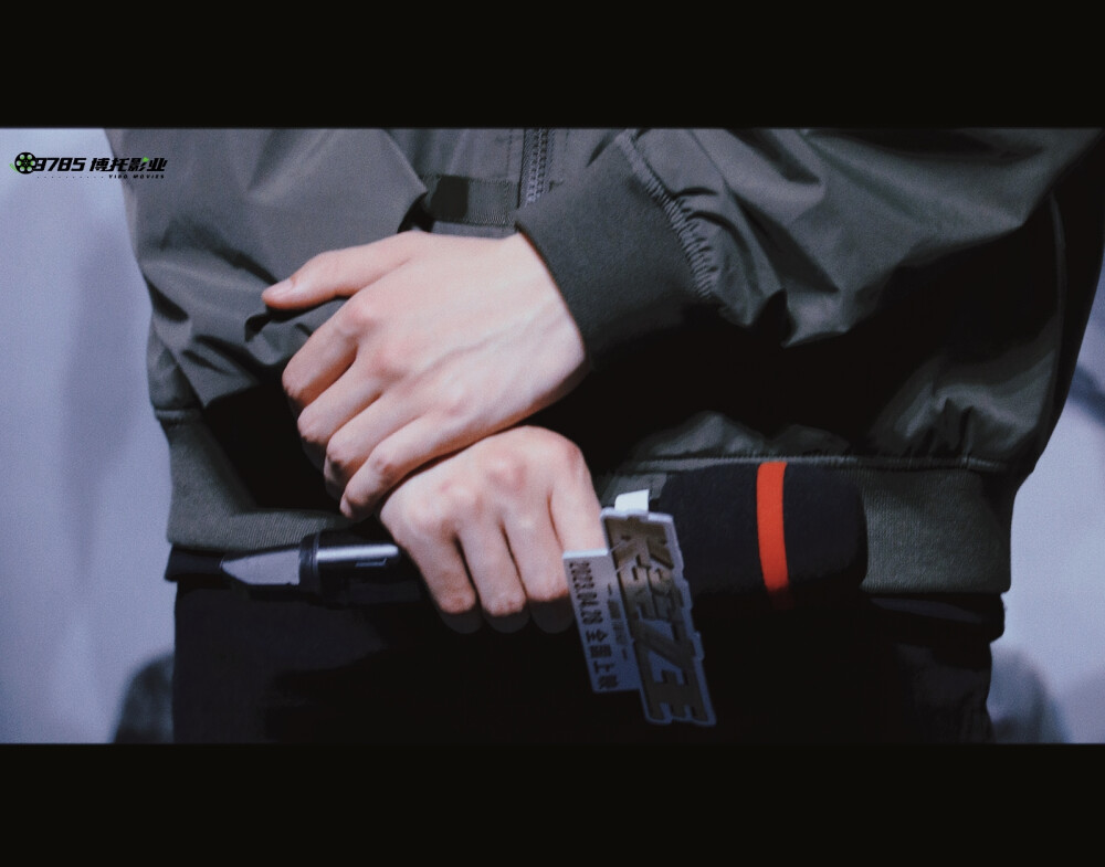 230423 电影《长空之王》首映礼
☁我的长空之王☁
@UNIQ-王一博 cr:logo