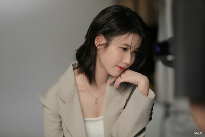 iu