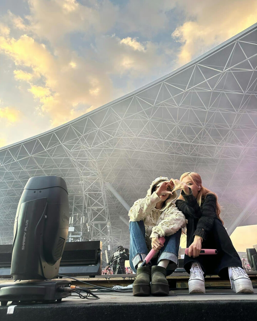 BLACKPINK ROSÉ朴彩英 Lisa 五花肉 chaelisa