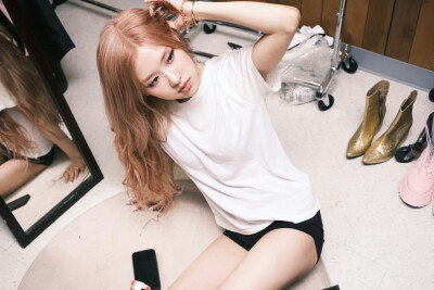 BLACKPINK ROSÉ朴彩英 