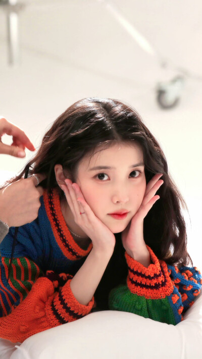 iu.