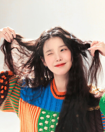 iu.