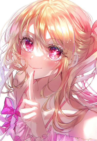 宝石般闪亮的眼睛
烟花在瞳孔里绽放
Twi:pinapo_25