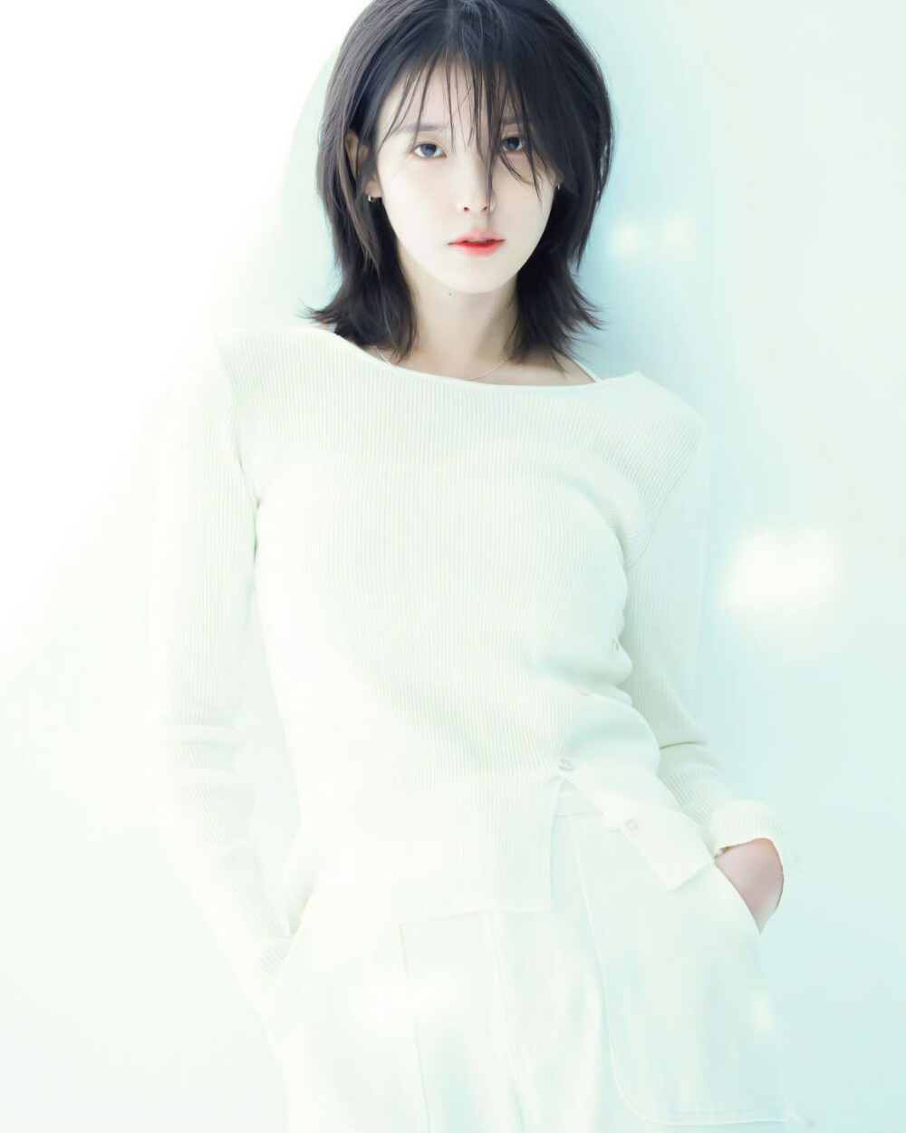 IU | THE BIG ISSUE
cr:__南宫_