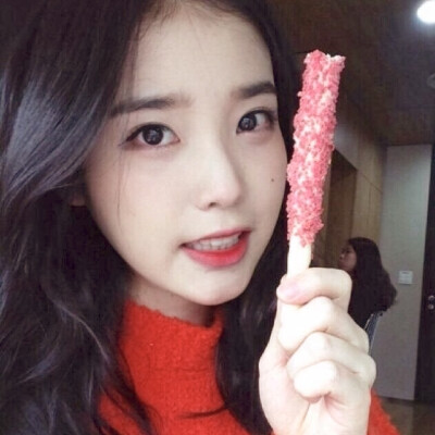 IU