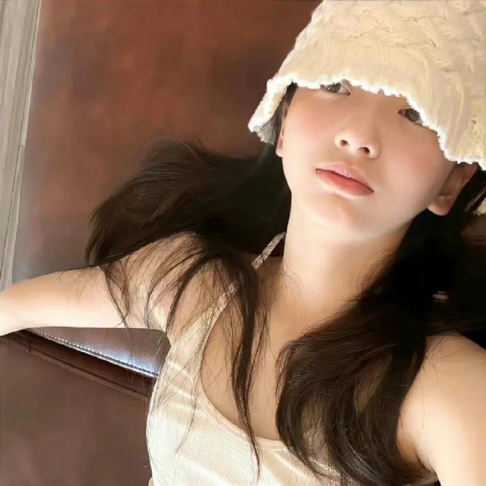 云阿巫 ♡ 女头 专辑：甜
侵权致歉删
［感谢关注♥］