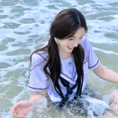 海边女头