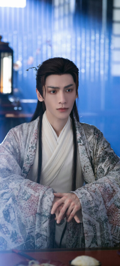 长夜烬明～罗云熙