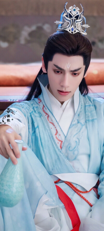 长夜烬明～罗云熙