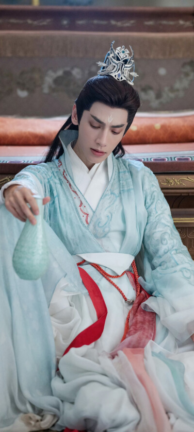 长夜烬明～罗云熙