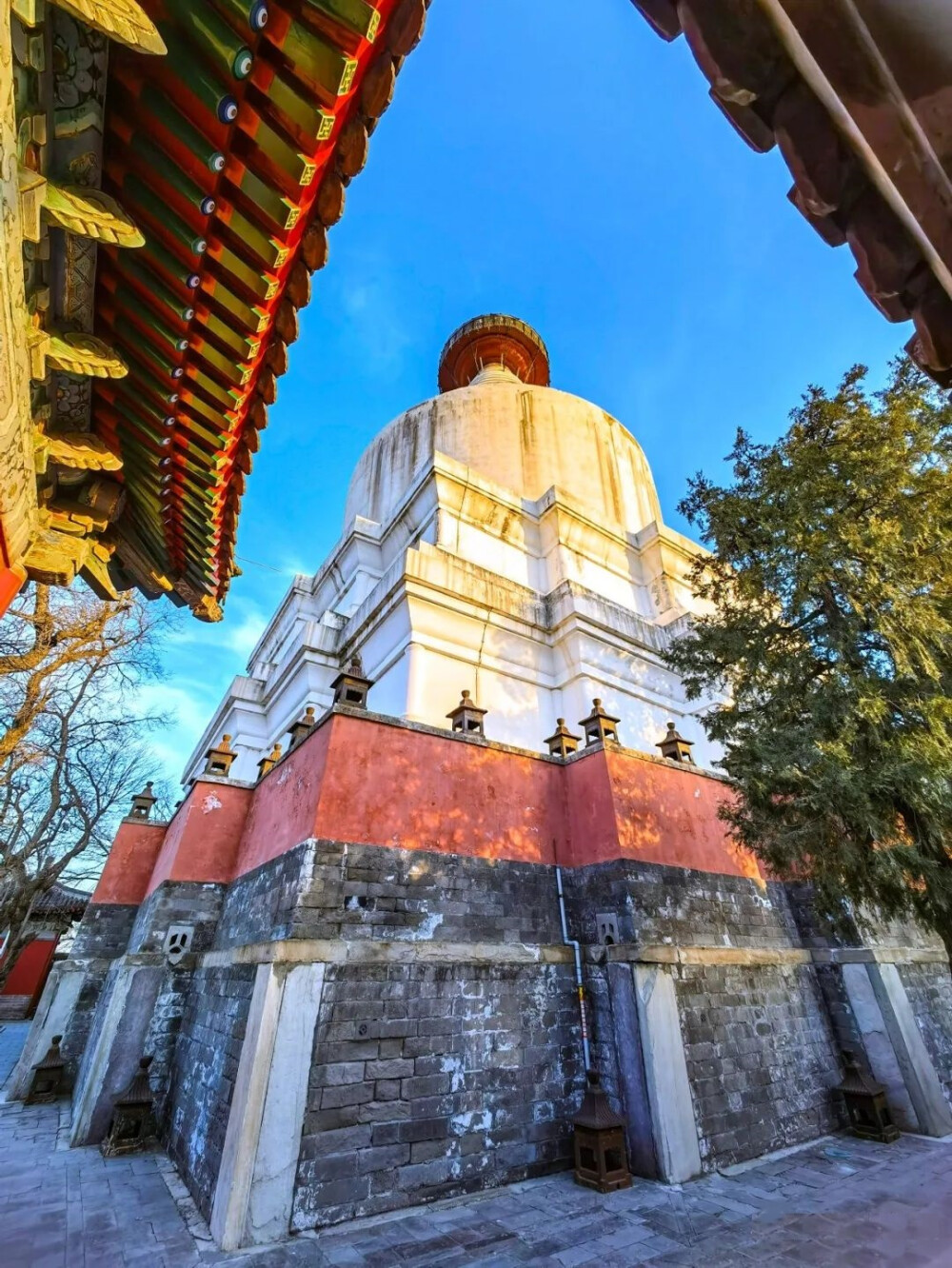 阜内 白塔寺