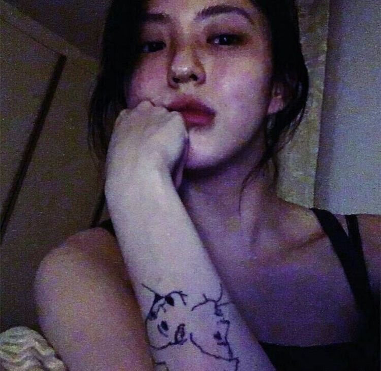 韩素希