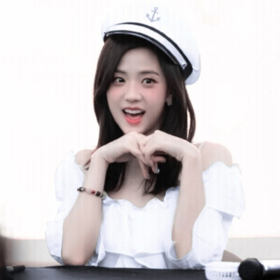 Under/ Over￡ ..《海》