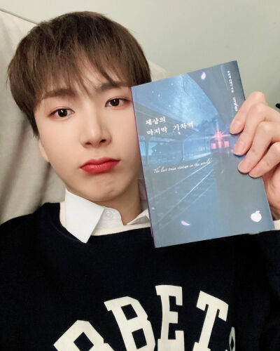 Kevin
朴真佑 박진우 Park Jinwoo