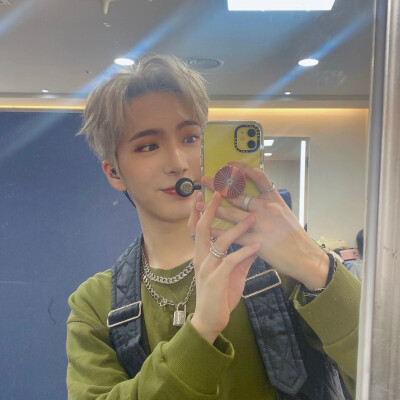 Kevin
朴真佑 박진우 Park Jinwoo