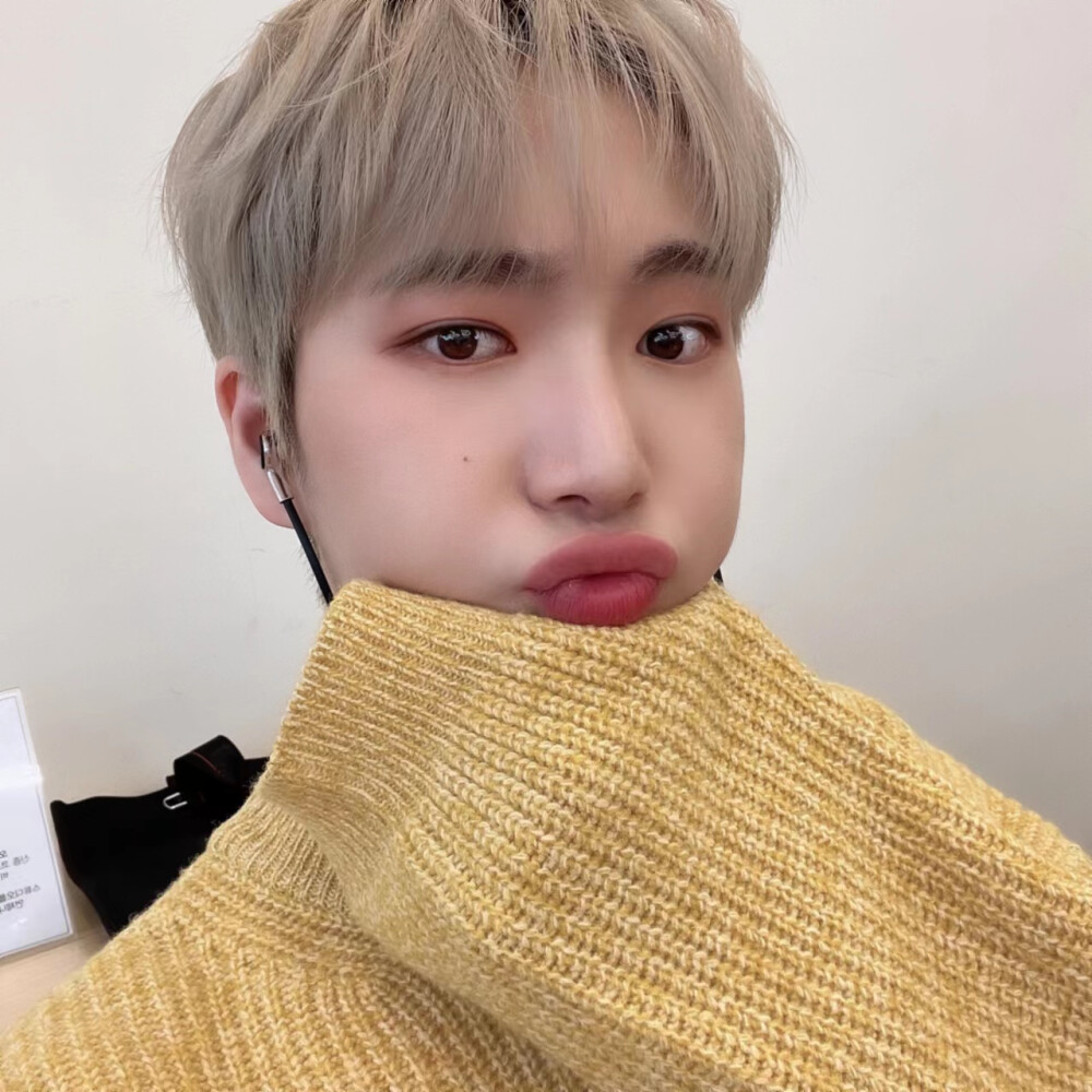 Kevin
朴真佑 박진우 Park Jinwoo