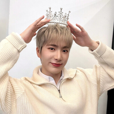 Kevin
朴真佑 박진우 Park Jinwoo