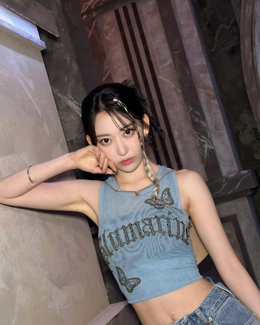 LE SSERAFIM
宮脇咲良SAKURA