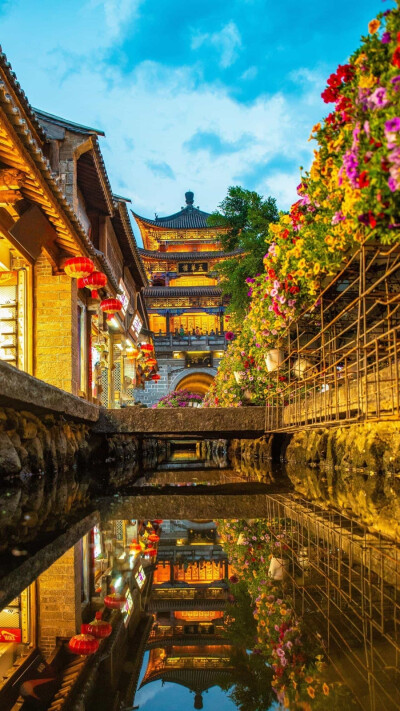 大理古城源自公元前2世纪，是大理洱海地区的一座重要古城。©图虫创意