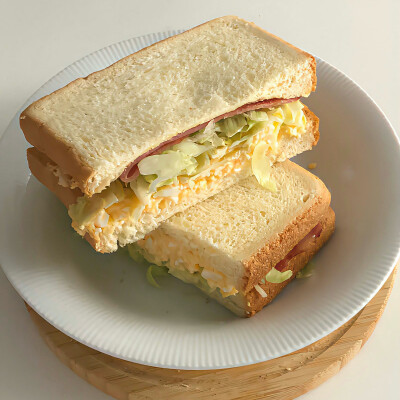 背景｜文案
今天很好，我喜欢今天。