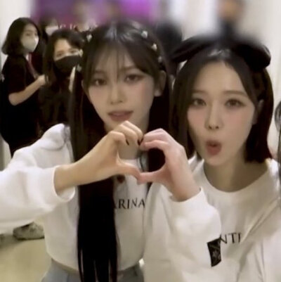 陪我去看极光吧