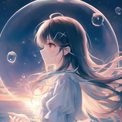 “花盛开就是一句，夜漫过就是一篇。黄昏开始书写，黎明是无数的扉页。全世界拼成首诗。我爱你当作最后一行。